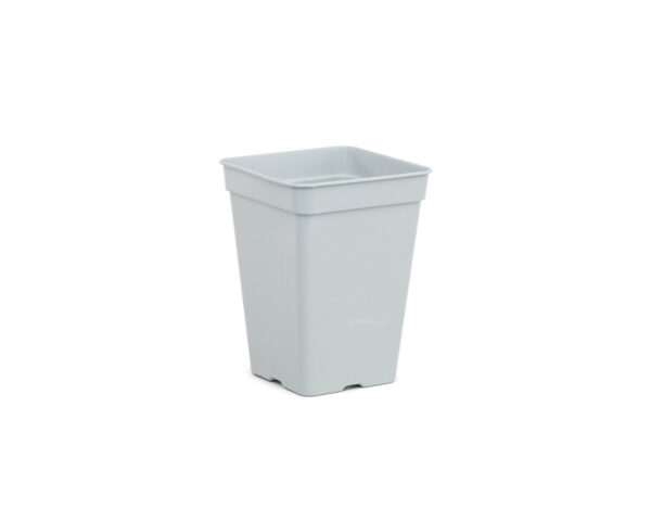 maceta cuadrada blanca